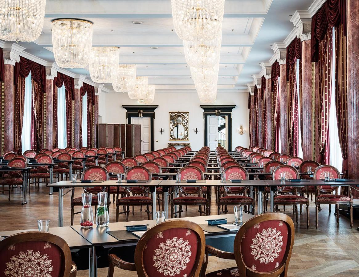 ברגיש גלאדבך Althoff Grandhotel Schloss Bensberg מראה חיצוני תמונה The main conference room