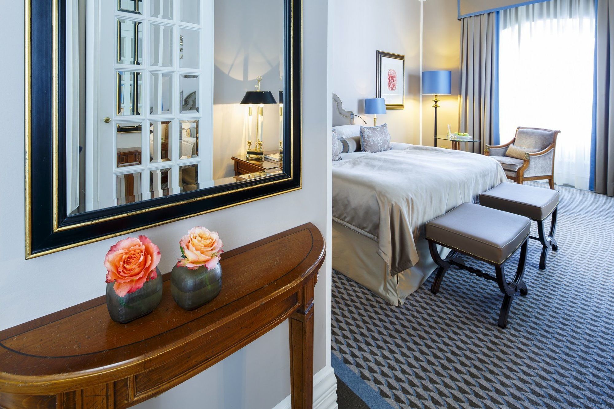 ברגיש גלאדבך Althoff Grandhotel Schloss Bensberg מראה חיצוני תמונה A room at the hotel